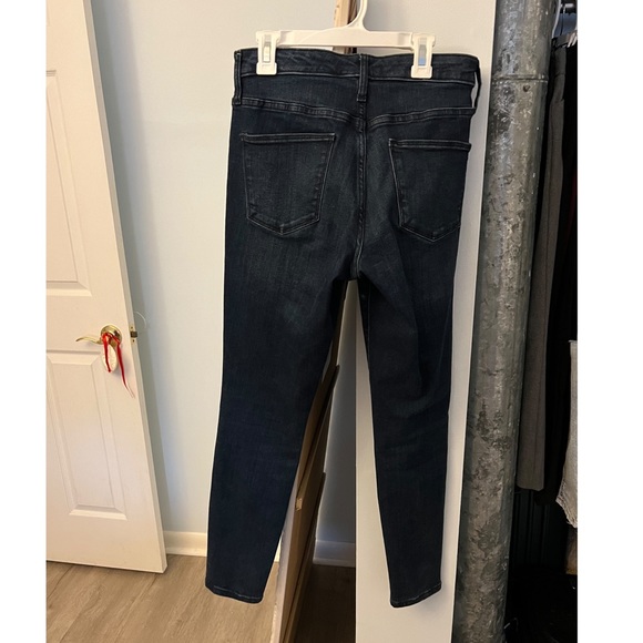 High Rise Universal Thread Jeans - Picture 3 of 3